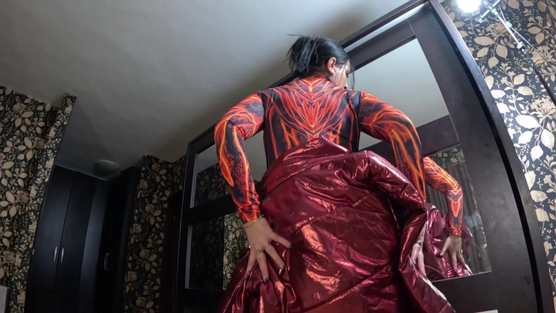 MilfyCalla: Macacão vermelho de nylon fetiche - cameltoe provocação, boquete profundo e...