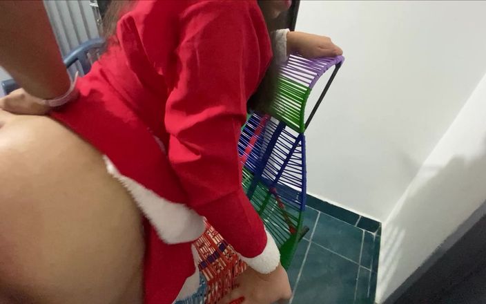 Kanu Eel: Hard and Thick Christmas Surprise Ends in My Pussy Until...