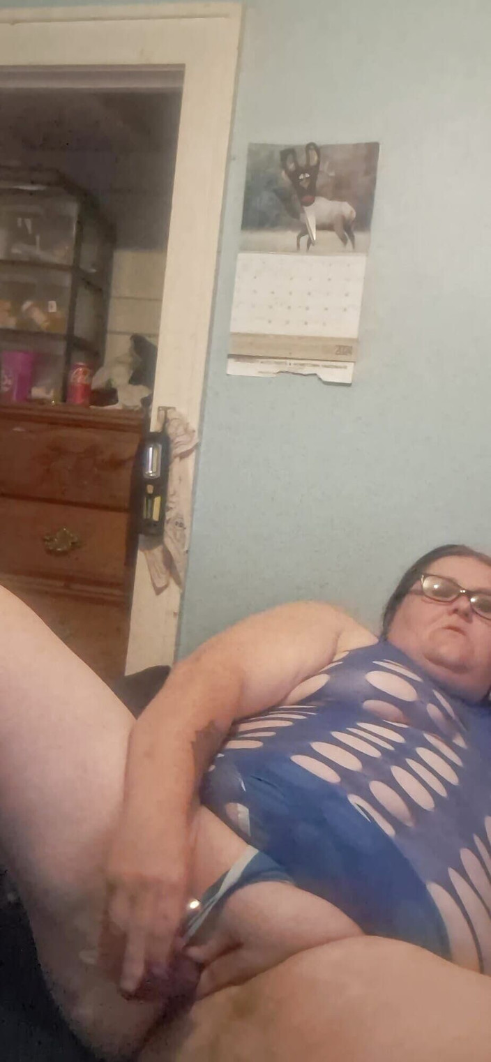 MAGLIGHTGIRL69: Ma femme se baise encore !