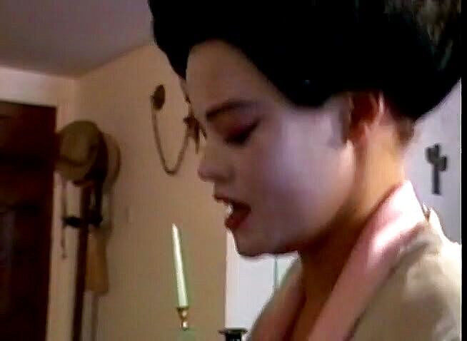 DP Darlings: Elegante asiatica doppia penetrazione in trio vintage