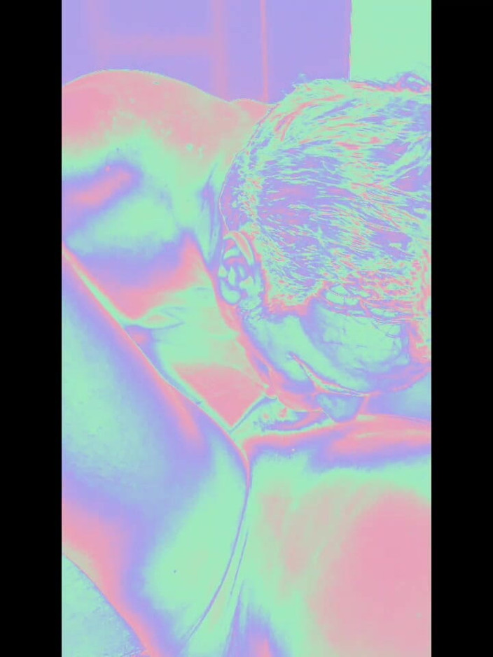 Ladyboy Karl: Lutschen ladyboy in holo