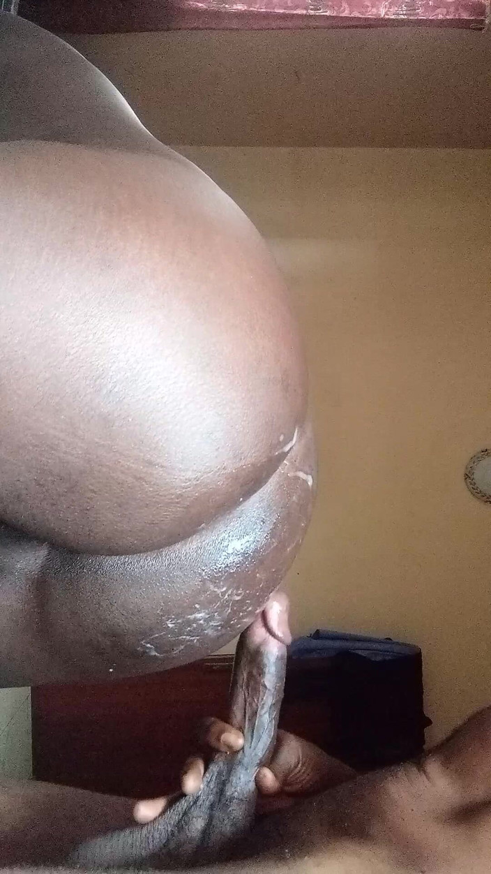 Londiq girls: Gunakan zakar 10inc awak untuk mengongkek saya tanpa belas kasihan saya...