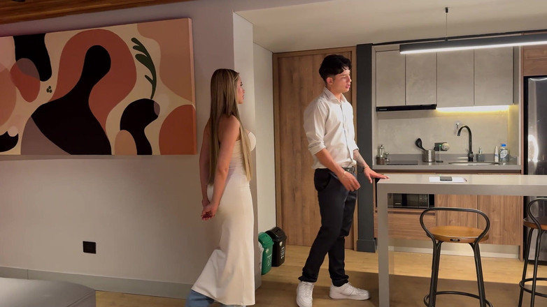 Ambar Prada: Ejen Hartanah Berdada Meyakinkan Pelanggan Untuk Membeli Dengan Memberinya Blowjob...