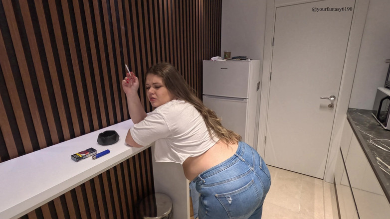 Your fantasy studio: Merokok dan kentut dalam seluar jeans