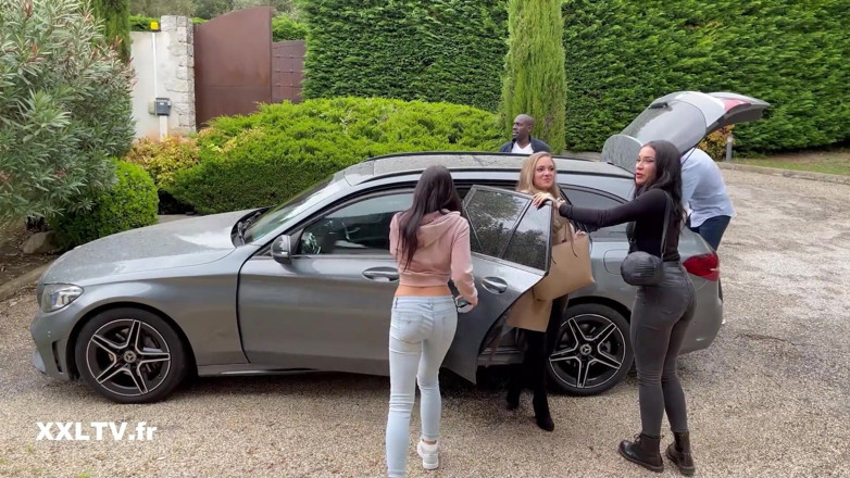 XXLTVFR: The Couple Inaugurates the Villa