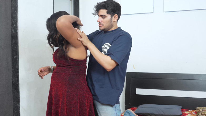 Desimaal69: Desi Piękna Bhabhi czeka na chłopaka dostawy do seksu