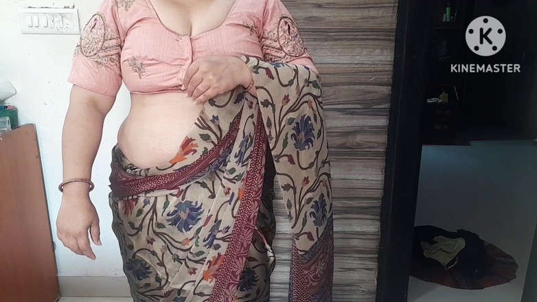 Salmaan001: Skräddare mästare knullar hårt sexig bhabhi i hindi ljud