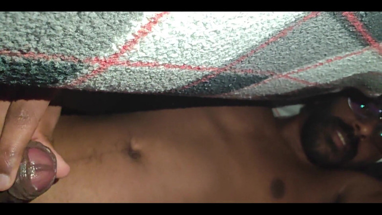 NANDgasm: 最近洗ったばかりのシーツに出てしまいました