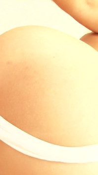 British Chick Experience with a Dildo and Her Pussy