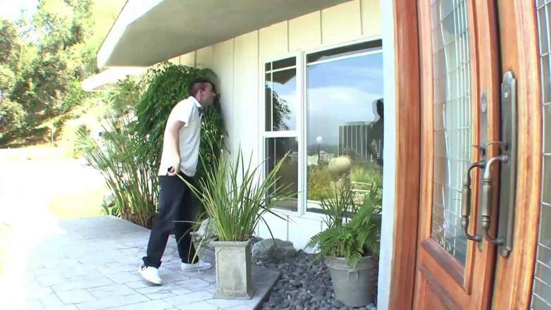 OLD X: Üvey annem uzaktayken ben ve üvey babam sikişiyorum