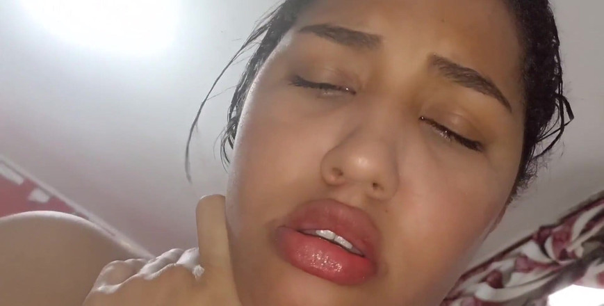 Pikaa6: Všechno, co dělám se svou venezuelskou přítelkyní, abych šel hrát fotbal