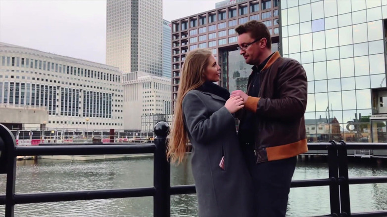 Desire Media: Alessandra Jane et Ben Kelly - la femme de ménage la...