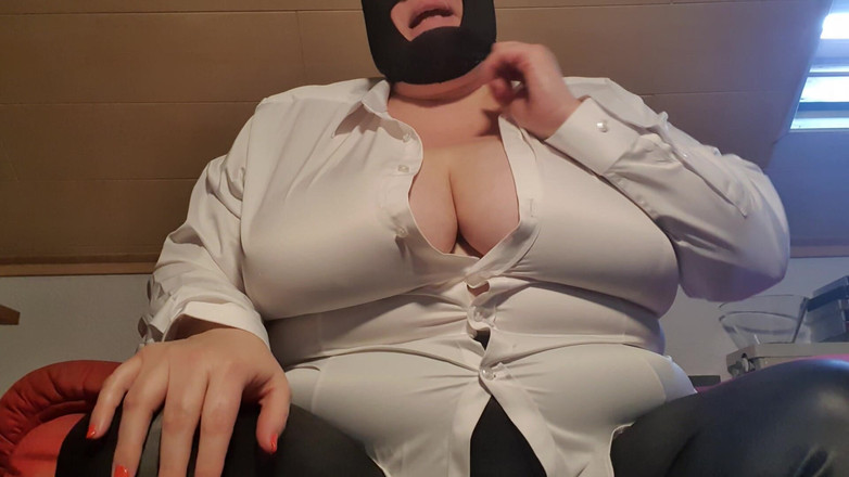 Dirty Jade: Noul an începe așa cum s-a încheiat cel vechi pentru tine