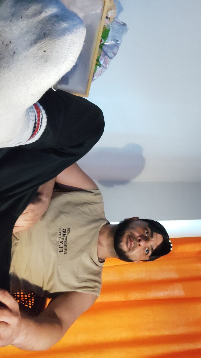 SmokedAlloy2: Dirtyjunkbro, Wixt Met Vuile Sokken En Doneert Veel Voorvocht