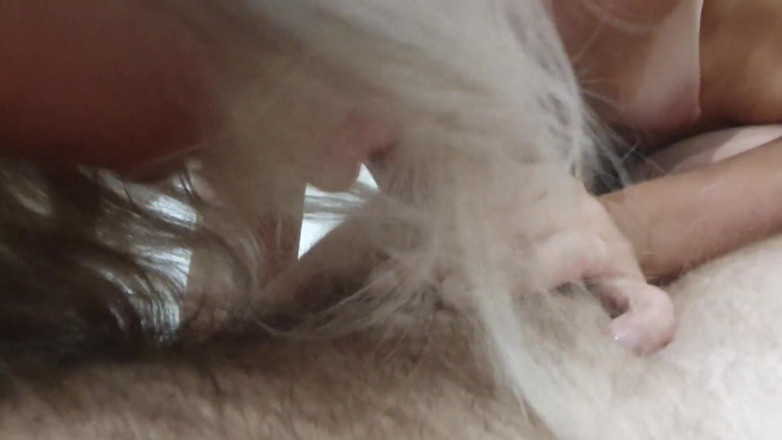 Mark: Beauty from a dating site made a gorgeous blowjob