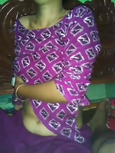 MST RUKAIA KHATUN: Video's Bangladeshi Bhabi Sucking Beautiful Grill