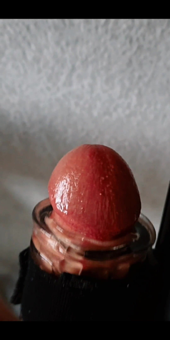 Youngandmature: Domácí Solo Stud Edged od MILFs Vzdálená Handy Hračka: Výbuch...