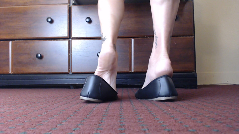 Abby Anna: Dirty feet ballet flats shoe play