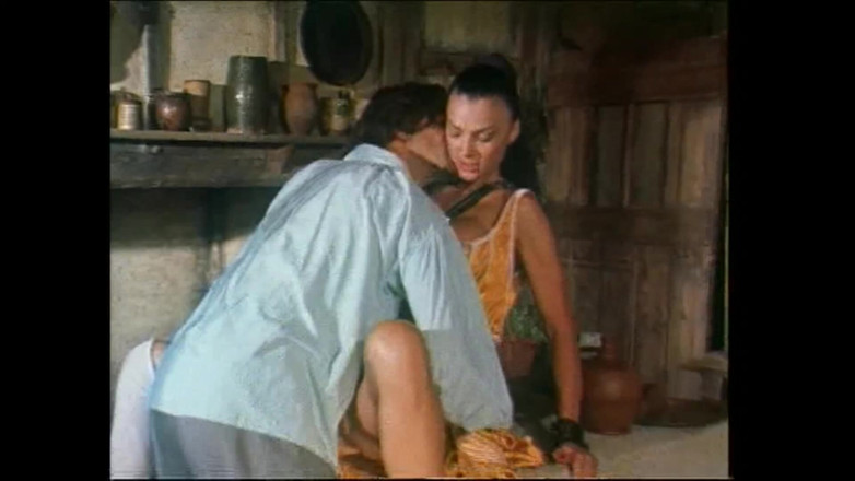 Vintage megastore: Šťastný vesničanka šuká needy brunetku