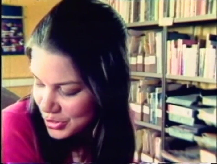 Vintage megastore: Starý učitel šuká mladou studentku v knihovně