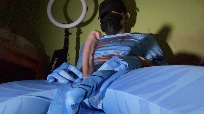 SinglePlayerBKK: Navi Guy sục cu và bắn tinh.