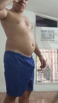 Me Follo a Mi Madrastra Alydenalioficial Linpiando El Dormitorio