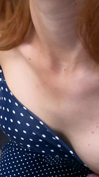 Love to Offer Blowjob to Strangers! - Gropped and Flash Dick in Train