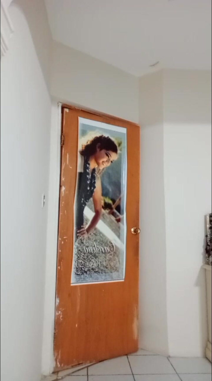 granny66mom: I'm Coming with My Toy