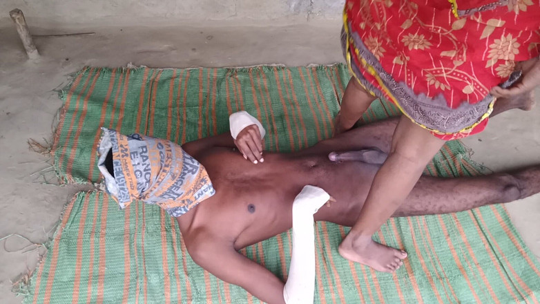 Nenika: Desi Bhabhi šuká ráno