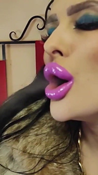 Bontfetisj en rokende fetisj, slow motion