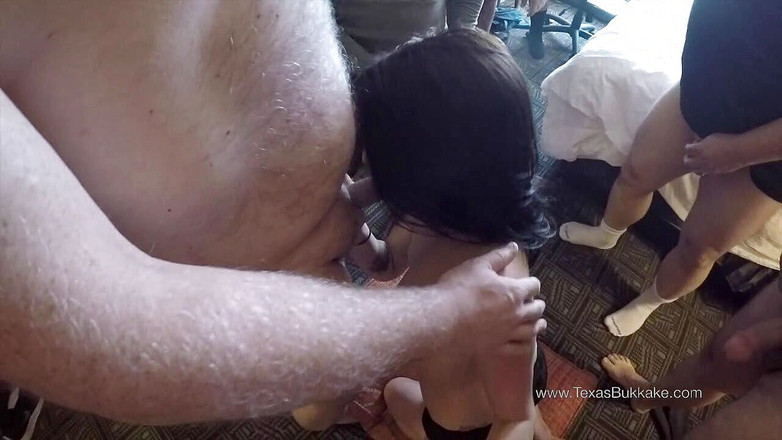 Bukkake & Gangbangs from Texas!: Gangbang pertama Karmen Haze &amp; Bukkake