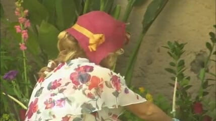 CBD Media: Wife deepthroats a young hard dick and gets fucked real...