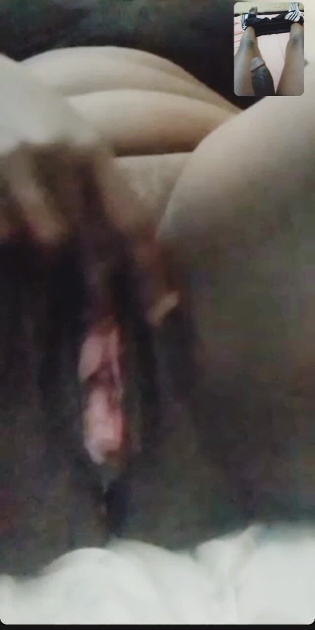 Me and my new slut: Siyahi anne genç erkek avcısının orgazmı, görüntülü görüşme sikişinin tadını çıkardı