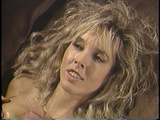 Old Good Porn: Sexy Victoria Paris having her holes filled with a large...