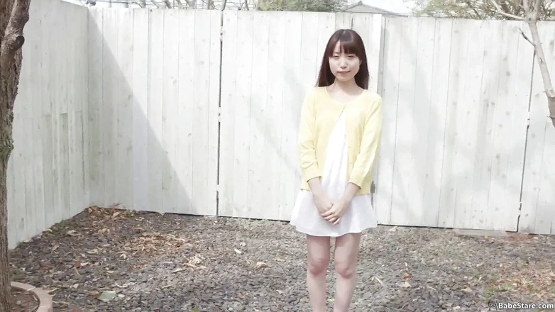 Babe Stare: 겸둥이 아시아 소녀 솔로 모음집