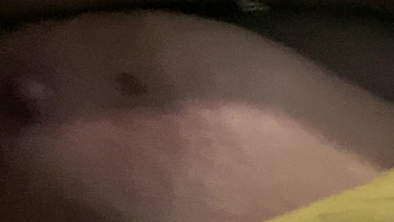 Ritu Bhabhi: Je viens de voir les seins de ma demi-sœur - ils...