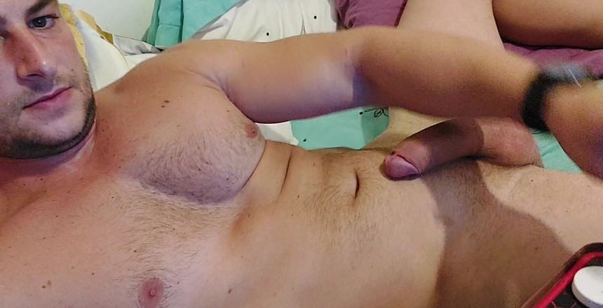 Michael Ragnar: Gambar gim bogel dan kawasan aerobik berharap kamera tidak melihat...