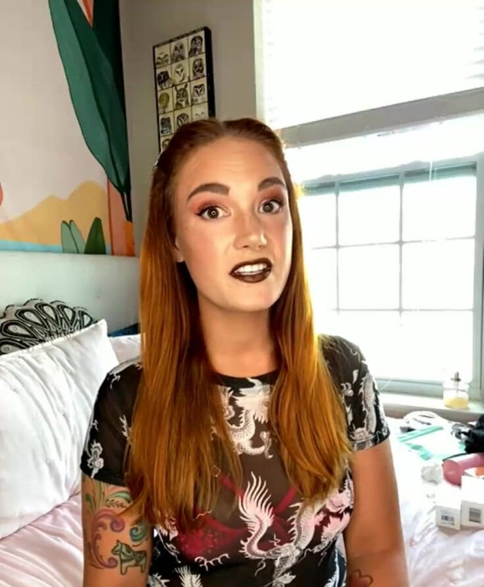 Siri Dahl: 流启动。我正在回答你关于我的九月莱佛士的所有问题，以及差异是什么