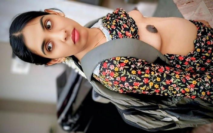 Parizadi: Alla fine ho scopato la mia calda vicina desi