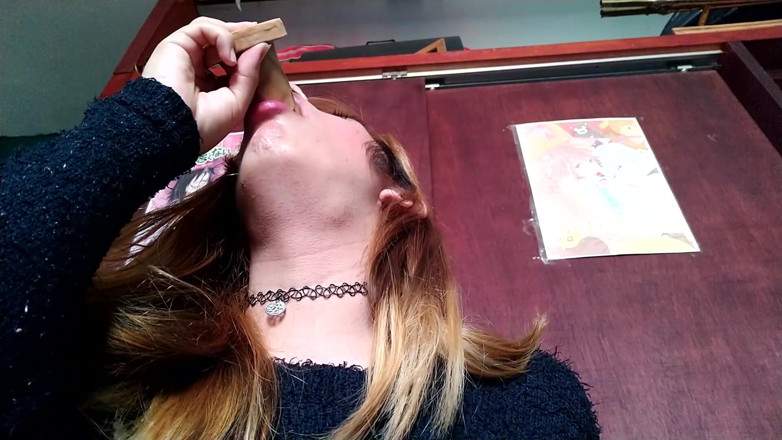 Crystal Phoenix: I am playing with my asshole until I cum