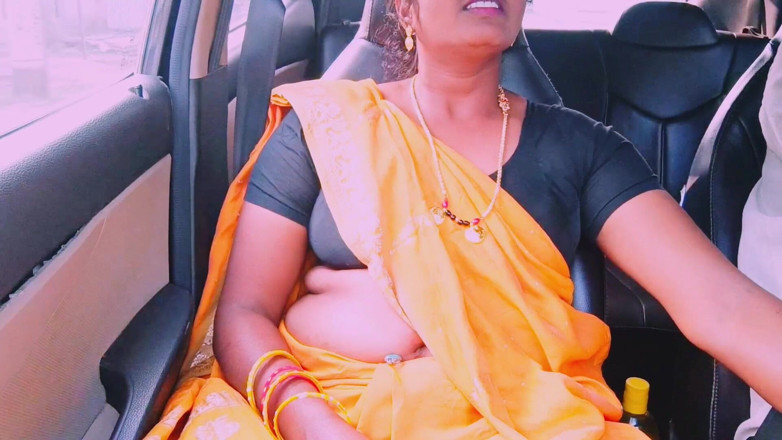 Telugu honey lips: Villege maid bilsex Telugu smutsiga samtal