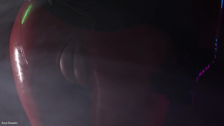 Arya Grander: Sexual Pin up Fetish Model Slowly Teasing in Oily Shiny...