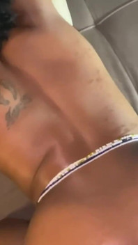 Sexgodpicasso 呈现醒来的最佳部分