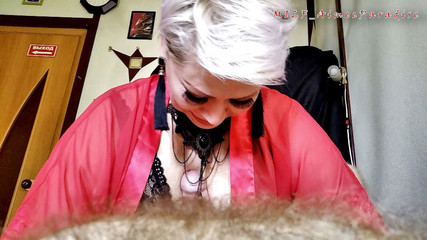 AimeeParadise: 熟女の巨乳と熟女の妻の尻穴のマッサージと熟女夫婦の冒険の強いチンポ