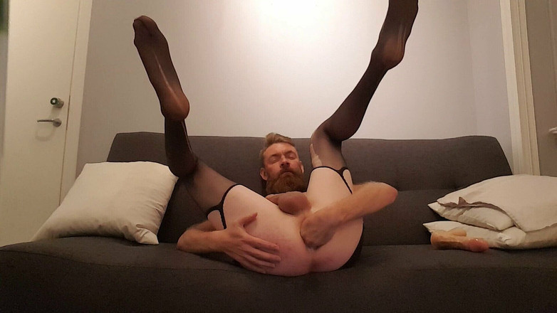 Pijothepisslover: Röv onani med själv suga del A