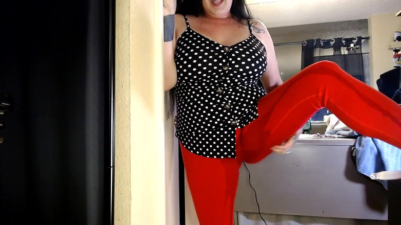 Abby Anna: Falešný alarm? Ach ne, čůrala jsem