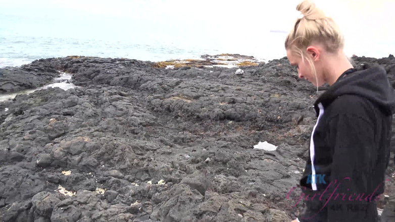 ATK Fans (Girlfriends): Virtual vacation on Hawaii with Emma Hix 1/16