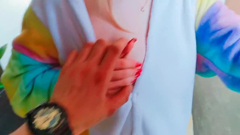 Taboo Room: Nevlastní sestra mě nechá dotýkat se jejího těla, když potřebuji