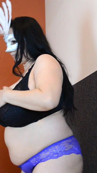 Sneaking on MILF Julias Big Tits