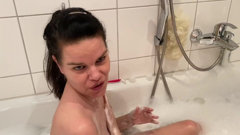 Jenny-Cum84: Soap me up!
